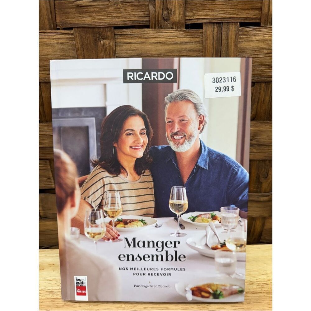 Ricardo Manger Ensemble Cookbook - White & Blue Cover